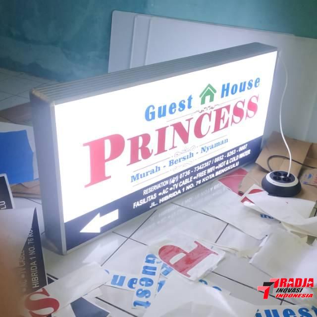 Neon Box di Malang - 2