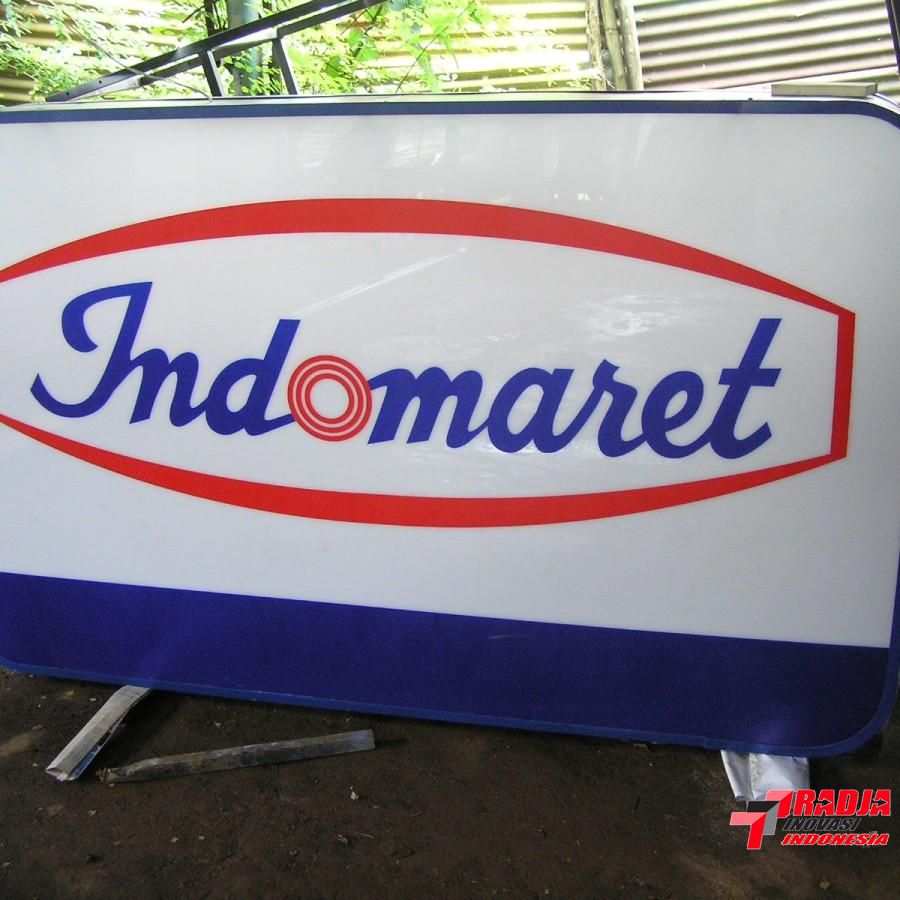 Neon Box di Kendari